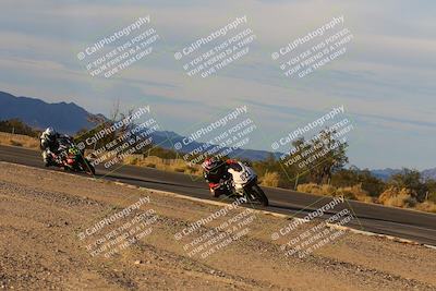 media/Dec-17-2023-CVMA (Sun) [[bf0c04832d]]/Race 18 Formula Twins-Formula 40 UL/